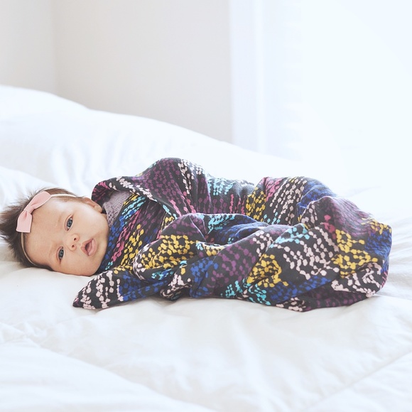 Swaddle Blanket - Posies - Picture 3 of 4